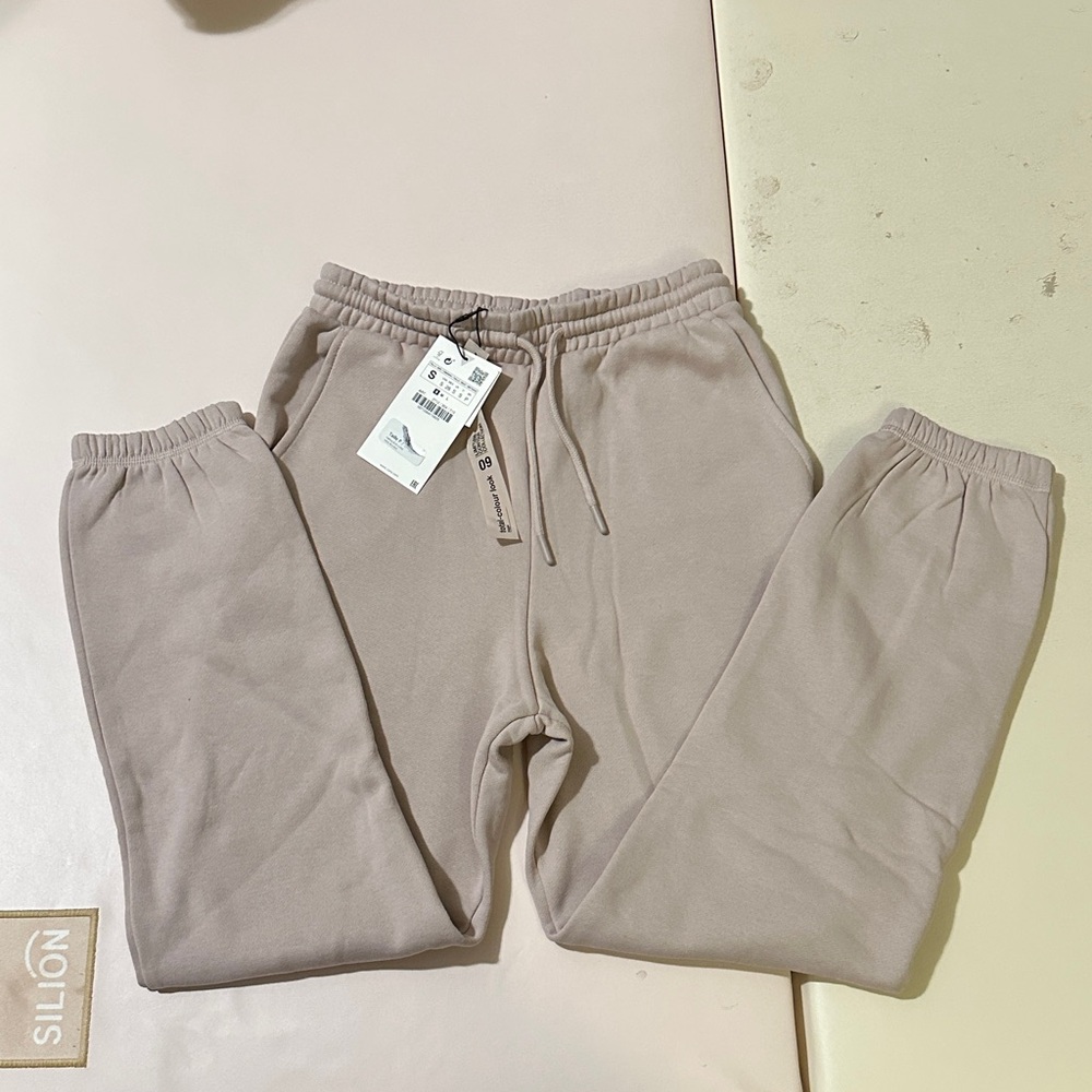 Zara Sweatpants in Nude